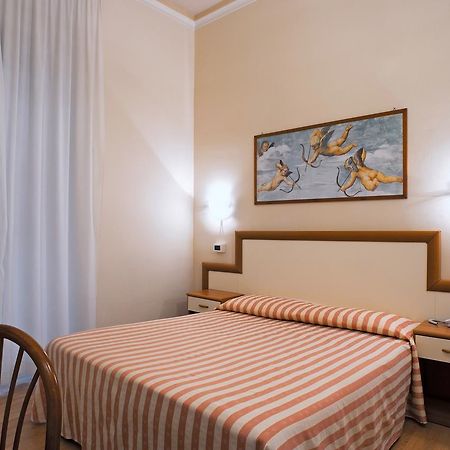 Via Marsaglia Rooms San Remo Exterior foto